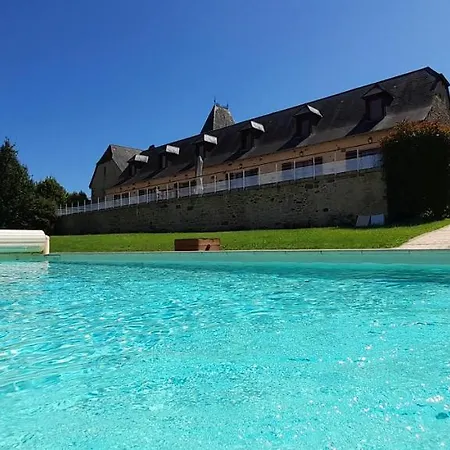 Bed & Breakfast Chambres D'hotes - Chateau De Larre *